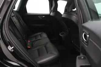 Volvo XC60, 2.0, 145 kW, гибрид, автомат, полный привод