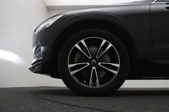 Volvo XC60, 2.0, 145 kW, гибрид, автомат, полный привод