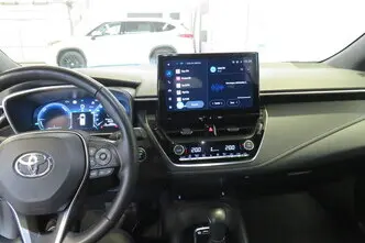 Toyota Corolla, 1.8, 72 kW, гибрид, автомат, передний привод