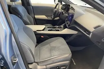Lexus RZ, 132 kW, electric, four-wheel drive
