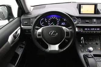 Lexus CT 200h, 1.8, 73 kW, гибрид, автомат, передний привод
