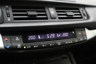 Lexus CT 200h, 1.8, 73 kW, гибрид, автомат, передний привод
