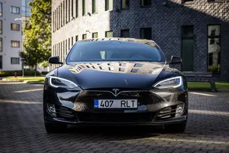 Tesla Model S, 478 kW, elekter, automaat, nelikvedu