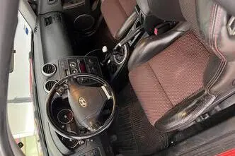 Hyundai Coupe, 2.0, 105 kW, бензин, механическая, передний привод