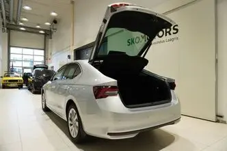 Škoda Octavia, 1.5, 110 kW, hübriid, automaat, esivedu