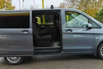 Mercedes-Benz Vito, 2.1, 120 kW, diesel, automatic, rear-wheel drive