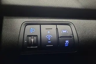 Hyundai i20, 1.0, 73 kW, bensiin, automaat, esivedu