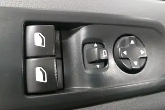 Peugeot Expert, 2.0, 106 kW, diisel, automaat, esivedu