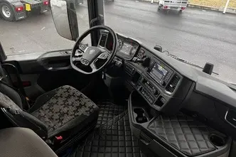 Scania R450, 12.7, 331 kW, diisel, automaat, tagavedu