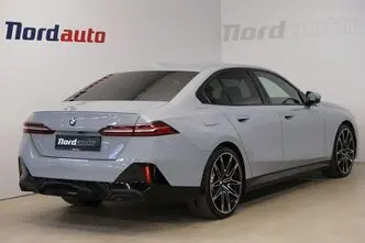 BMW 520, 2.0, 145 kW, hübriid, automaat, nelikvedu