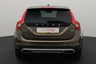 Volvo V60 Cross Country, 2.0, 110 kW, diesel, manual, front-wheel drive