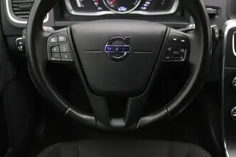 Volvo V60 Cross Country, 2.0, 110 kW, diesel, manual, front-wheel drive