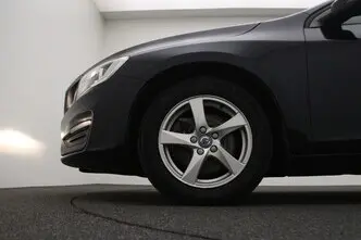 Volvo V60, 2.0, 88 kW, diesel, automatic, front-wheel drive