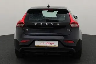 Volvo V40, 2.0, 112 kW, petrol, manual, front-wheel drive