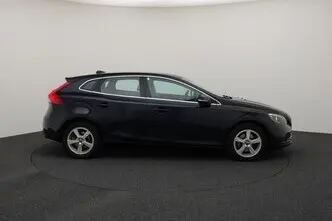 Volvo V40, 2.0, 112 kW, petrol, manual, front-wheel drive