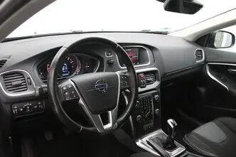 Volvo V40, 2.0, 112 kW, petrol, manual, front-wheel drive