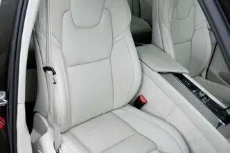 Volvo XC60, 2.0, 173 kW, diesel, automatic, four-wheel drive
