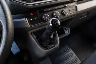 Volkswagen Crafter, 2.0, 103 kW, дизель, механическая, передний привод