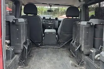 Land Rover Defender, 2.4, 90 kW, diisel, manuaal, nelikvedu
