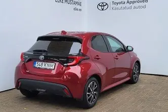 Toyota Yaris, 1.5, 68 kW, hybrid, automatic, front-wheel drive
