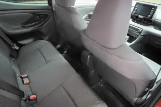 Toyota Yaris, 1.5, 68 kW, hybrid, automatic, front-wheel drive