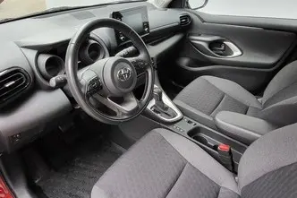 Toyota Yaris, 1.5, 68 kW, hybrid, automatic, front-wheel drive
