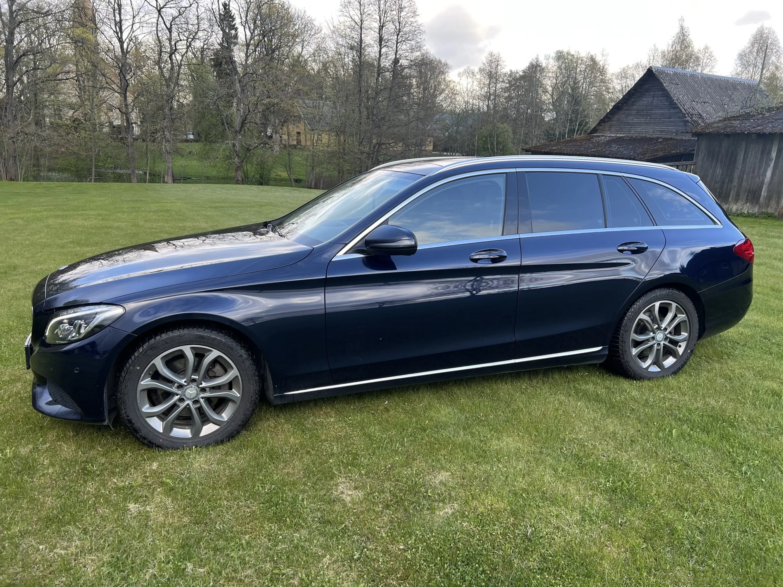 Mercedes-Benz C 220, 2.1, 125 kW, diesel, automatic, rear-wheel drive