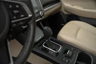 Subaru Outback, 2.5, 129 kW, benzinas, automatinė, visų varomųjų ratų pavara