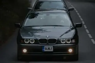 BMW 540, 4.4, 210 kW, bensiin, automaat, tagavedu