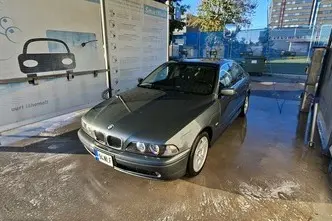 BMW 540, 4.4, 210 kW, bensiin, automaat, tagavedu