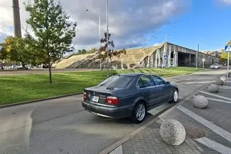 BMW 540, 4.4, 210 kW, bensiin, automaat, tagavedu