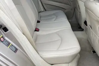 Mercedes-Benz 350, 3.5, 200 kW, petrol, automatic, four-wheel drive