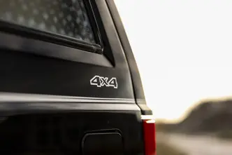 Jeep Cherokee, 4.0, 131 kW, бензин, автомат, полный привод