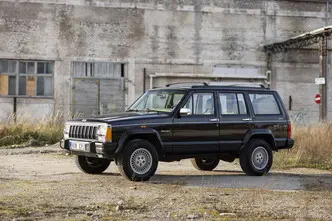 Jeep Cherokee, 4.0, 131 kW, бензин, автомат, полный привод