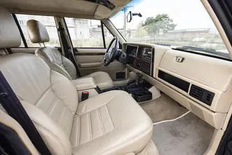 Jeep Cherokee, 4.0, 131 kW, бензин, автомат, полный привод