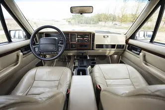 Jeep Cherokee, 4.0, 131 kW, бензин, автомат, полный привод