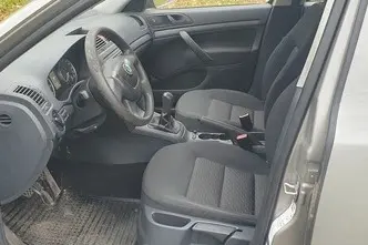 Škoda Octavia, 1.6, 75 kW, bensiin, manuaal, esivedu