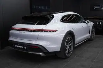Porsche Taycan, 140 kW, elekter, automaat, nelikvedu