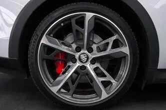 Porsche Taycan, 140 kW, elekter, automaat, nelikvedu
