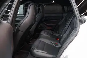 Porsche Taycan, 140 kW, elekter, automaat, nelikvedu