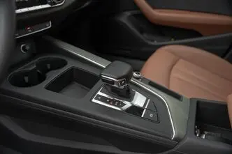 Audi A4, 2.0, 110 kW, bensiin, automaat, esivedu