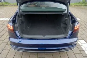 Audi A4, 2.0, 110 kW, bensiin, automaat, esivedu