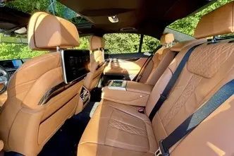 BMW 740, 3.0, 235 kW, diisel, automaat, nelikvedu
