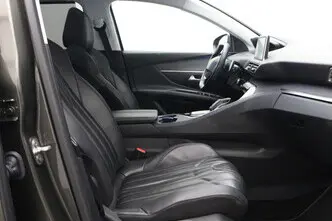 Peugeot 5008, 1.5, 96 kW, diesel, automatic, front-wheel drive