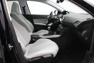 Peugeot 308, 1.5, 96 kW, дизель, механическая, передний привод