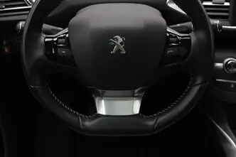 Peugeot 308, 1.5, 96 kW, дизель, механическая, передний привод