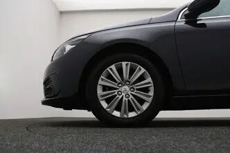 Peugeot 308, 1.5, 96 kW, дизель, механическая, передний привод