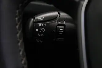 Peugeot 5008, 1.5, 96 kW, diesel, automatic, front-wheel drive