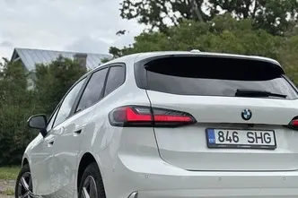 BMW 218, 1.5, 100 kW, bensiin, automaat, esivedu