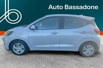 Hyundai i10, 1.0, 46 kW, bensiin, manuaal, esivedu